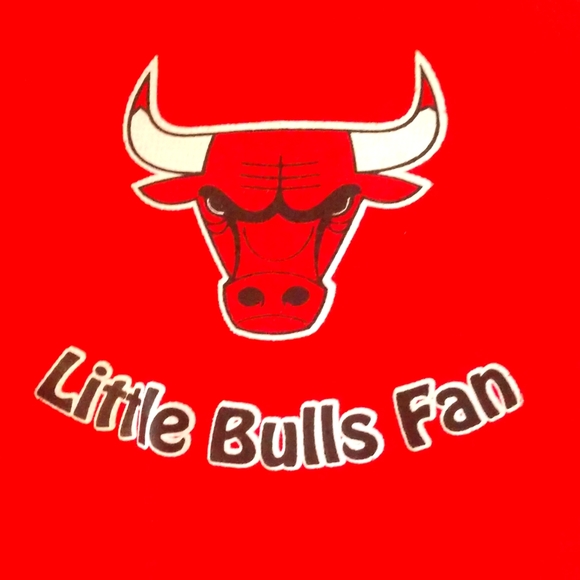 NBA Chicago Bulls Basketball Team Baby Bib NWT - Picture 2 of 3